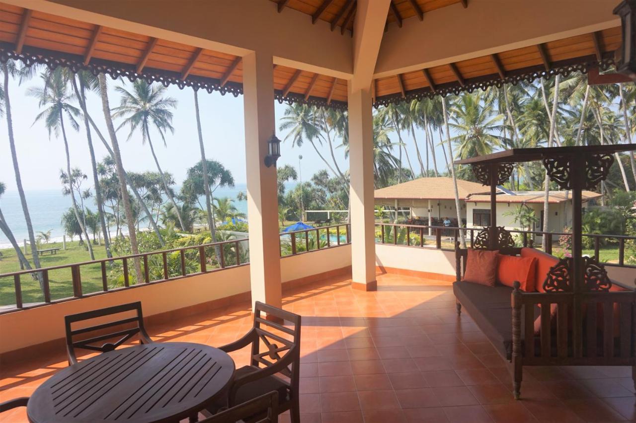 Lanka Beach Boutique Bungalows & Grand Villa Tangalle Exterior photo